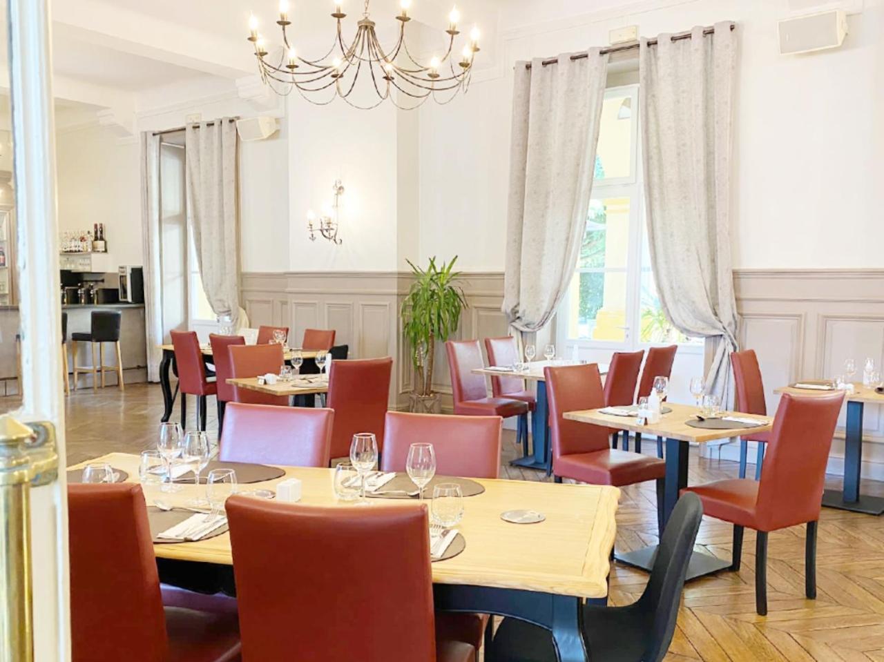 Grand Hotel De Bourbon-Lancy - Spa Et Restaurant - Logis Exterior foto