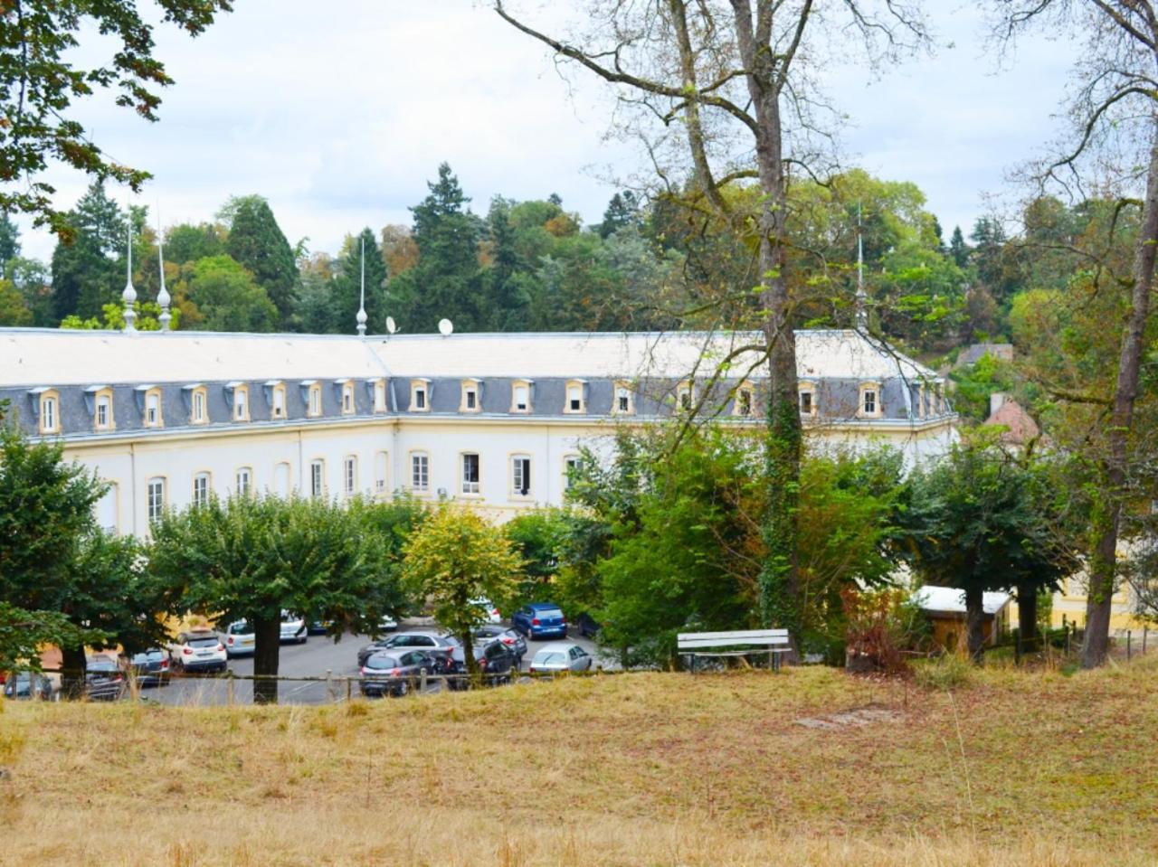 Grand Hotel De Bourbon-Lancy - Spa Et Restaurant - Logis Exterior foto